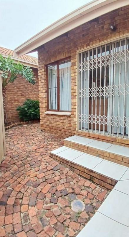 3 Bedroom Property for Sale in Vanderbijlpark SE 3 Gauteng