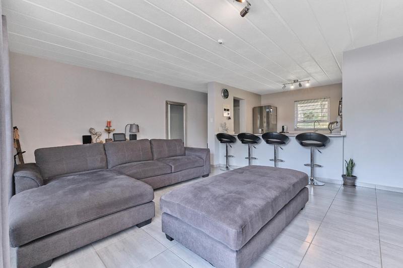 2 Bedroom Property for Sale in Rivonia Gauteng