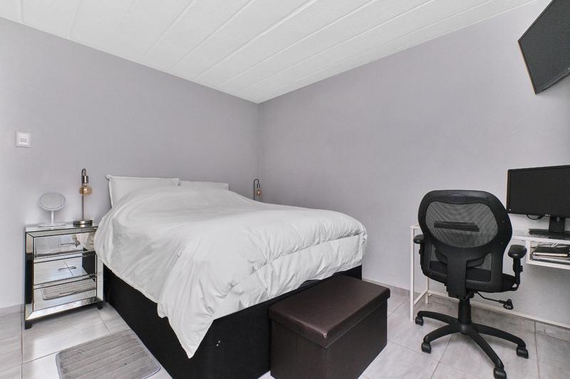 2 Bedroom Property for Sale in Rivonia Gauteng