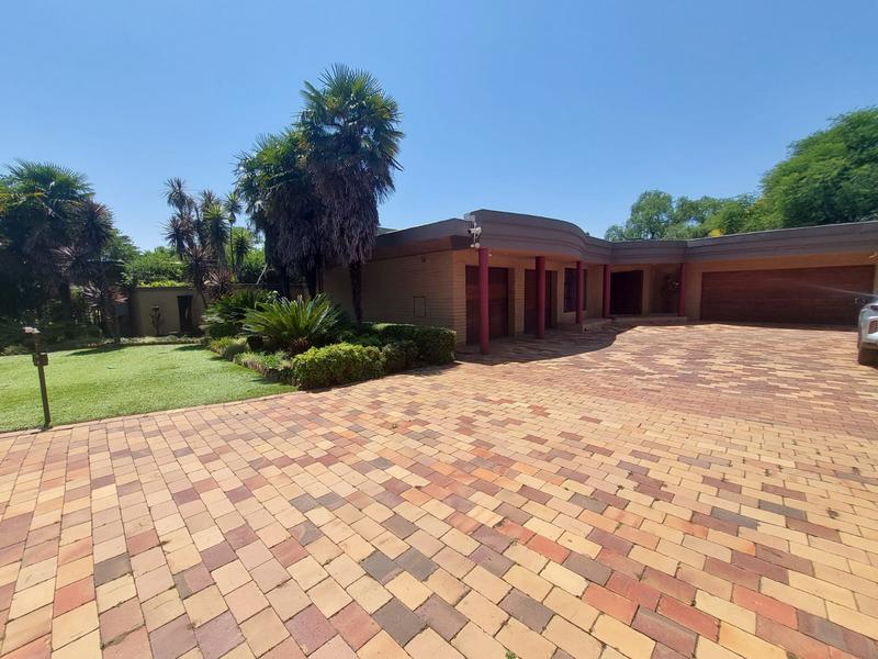 4 Bedroom Property for Sale in Vanderbijlpark SW 5 Gauteng