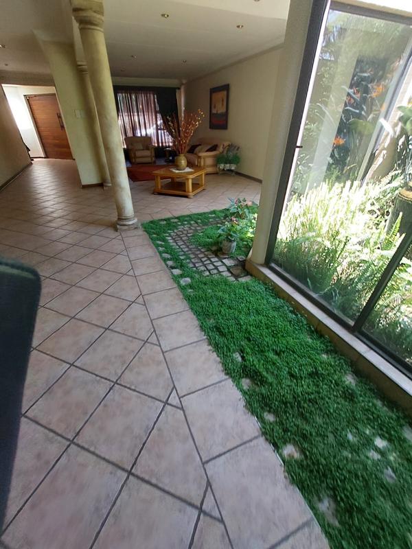 4 Bedroom Property for Sale in Vanderbijlpark SW 5 Gauteng