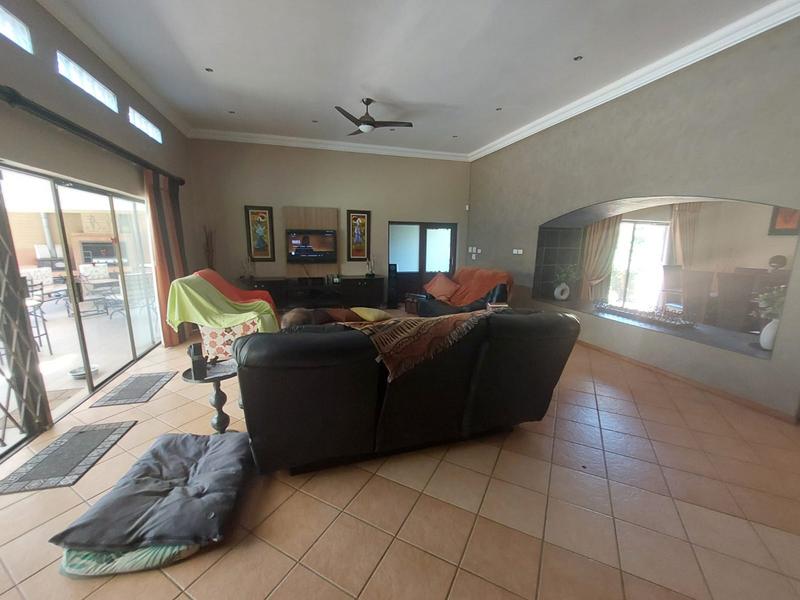 4 Bedroom Property for Sale in Vanderbijlpark SW 5 Gauteng