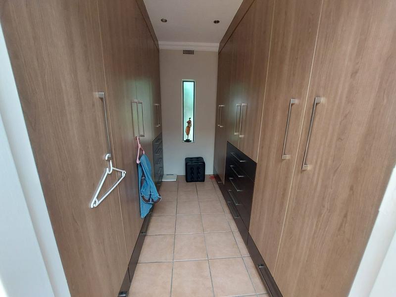 4 Bedroom Property for Sale in Vanderbijlpark SW 5 Gauteng