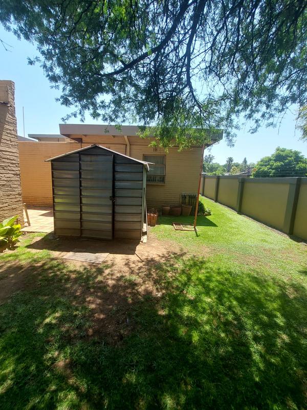 4 Bedroom Property for Sale in Vanderbijlpark SW 5 Gauteng
