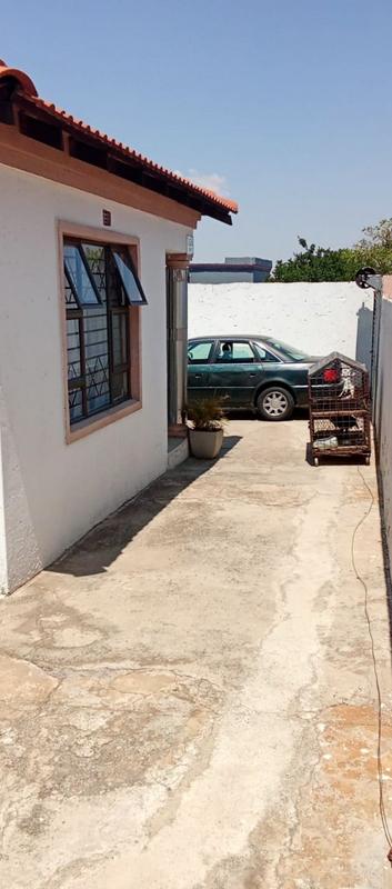 4 Bedroom Property for Sale in Orlando Gauteng