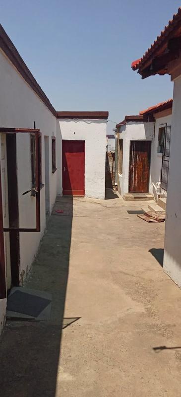 4 Bedroom Property for Sale in Orlando Gauteng
