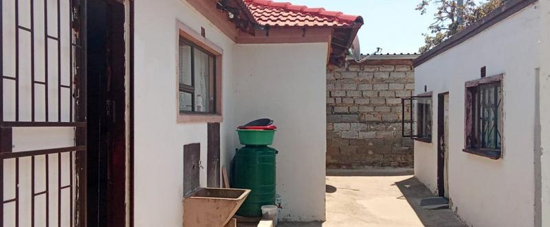 4 Bedroom Property for Sale in Orlando Gauteng