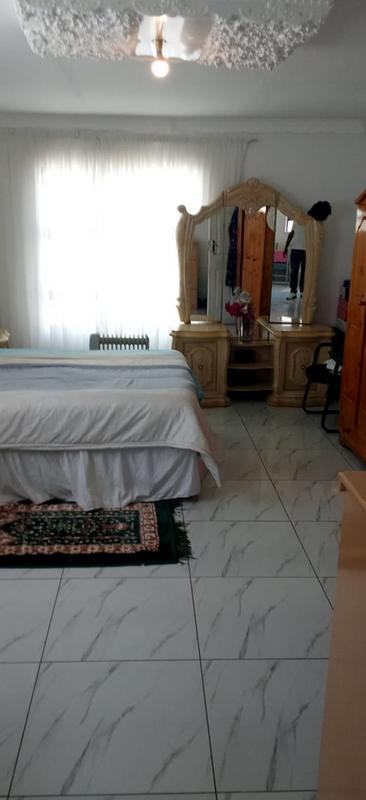 4 Bedroom Property for Sale in Orlando Gauteng