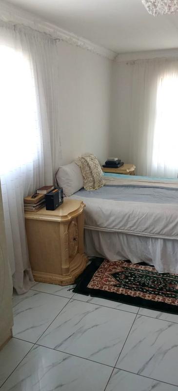 4 Bedroom Property for Sale in Orlando Gauteng