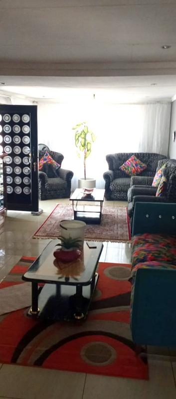 4 Bedroom Property for Sale in Orlando Gauteng