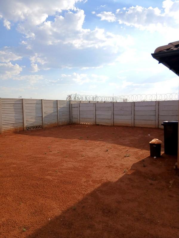 3 Bedroom Property for Sale in Protea Glen Gauteng