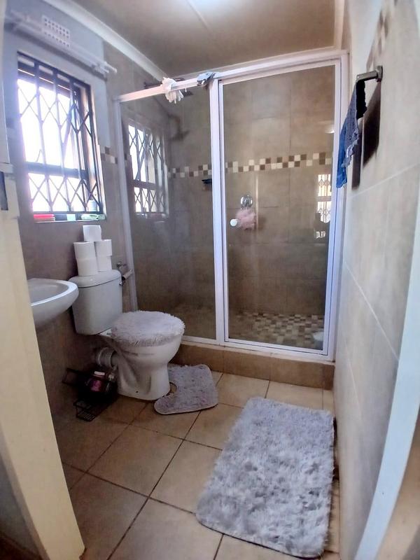 3 Bedroom Property for Sale in Protea Glen Gauteng