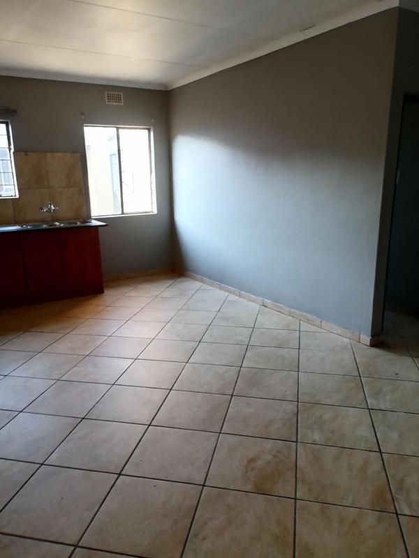 2 Bedroom Property for Sale in Jabulani Gauteng