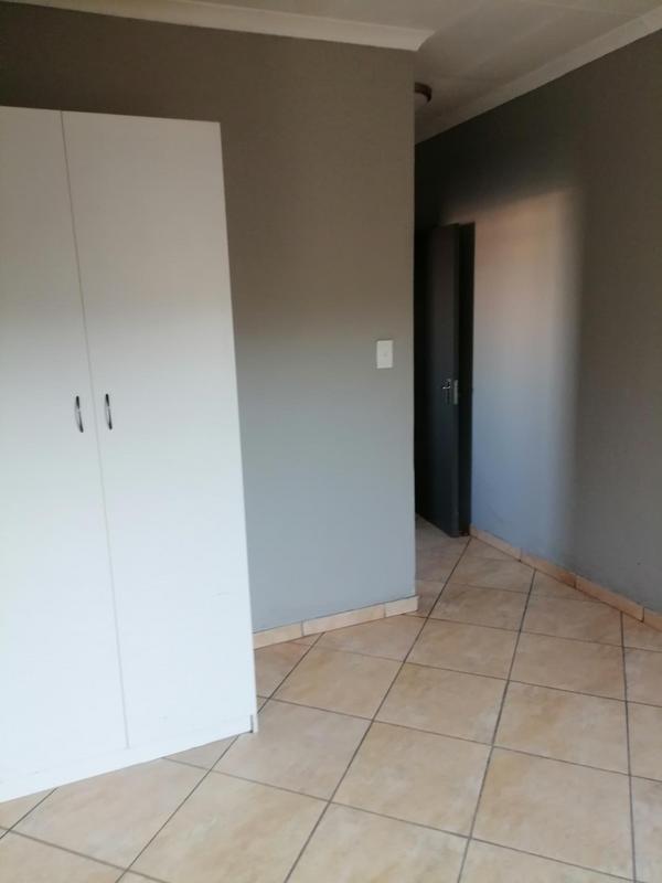2 Bedroom Property for Sale in Jabulani Gauteng