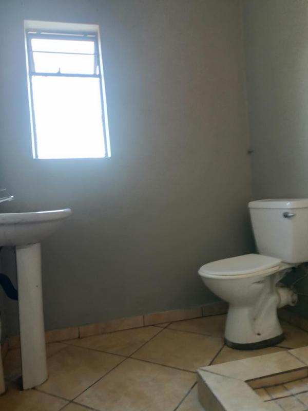 2 Bedroom Property for Sale in Jabulani Gauteng