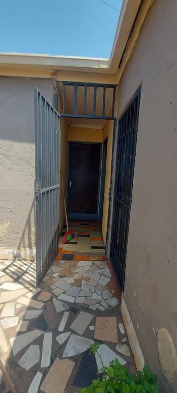 3 Bedroom Property for Sale in Protea Glen Gauteng