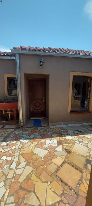 3 Bedroom Property for Sale in Protea Glen Gauteng