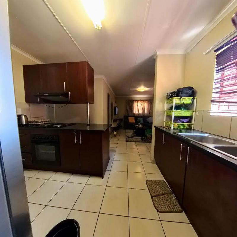 3 Bedroom Property for Sale in Kosmosdal Gauteng