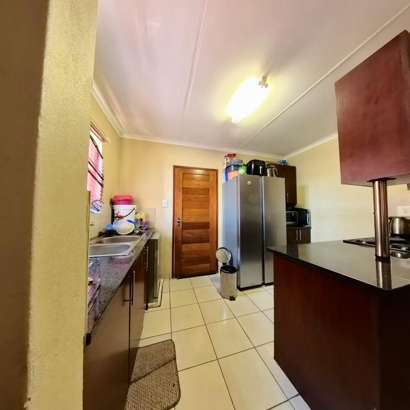 3 Bedroom Property for Sale in Kosmosdal Gauteng
