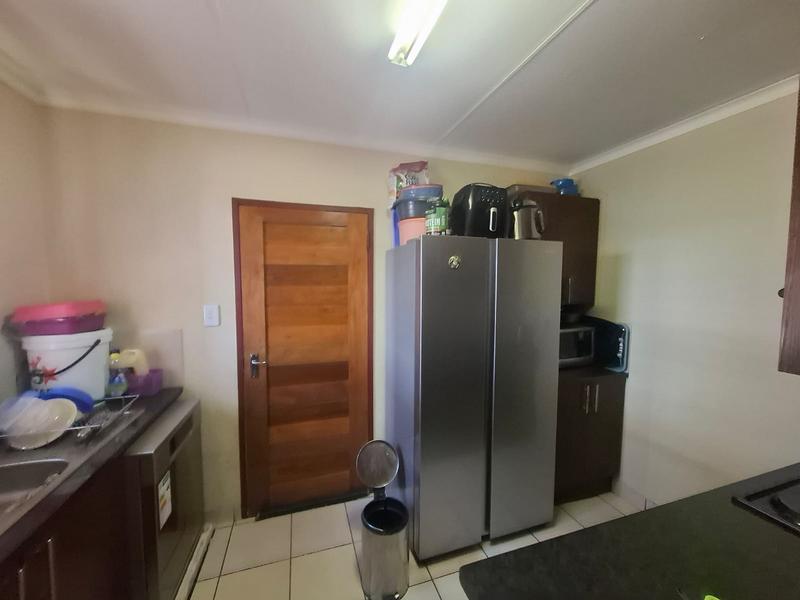 3 Bedroom Property for Sale in Kosmosdal Gauteng