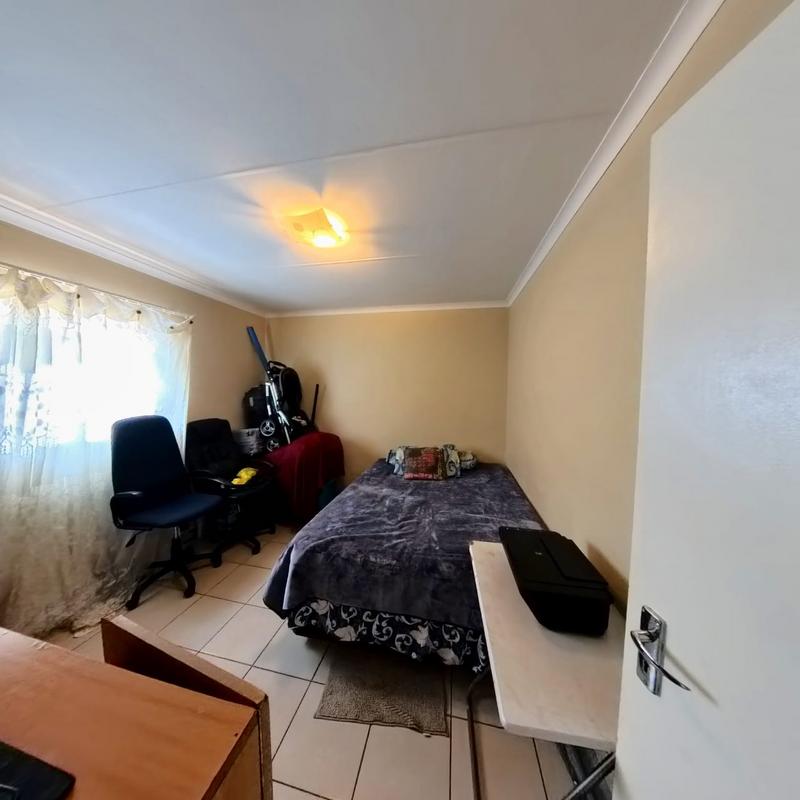 3 Bedroom Property for Sale in Kosmosdal Gauteng