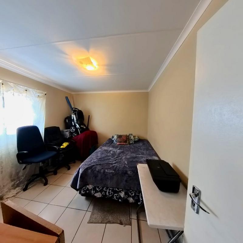 3 Bedroom Property for Sale in Kosmosdal Gauteng