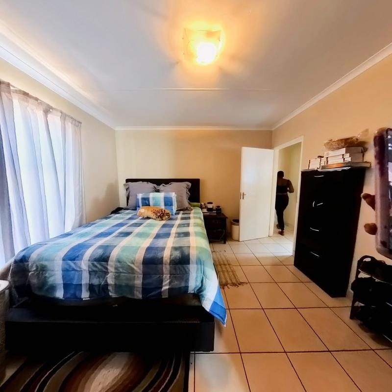 3 Bedroom Property for Sale in Kosmosdal Gauteng
