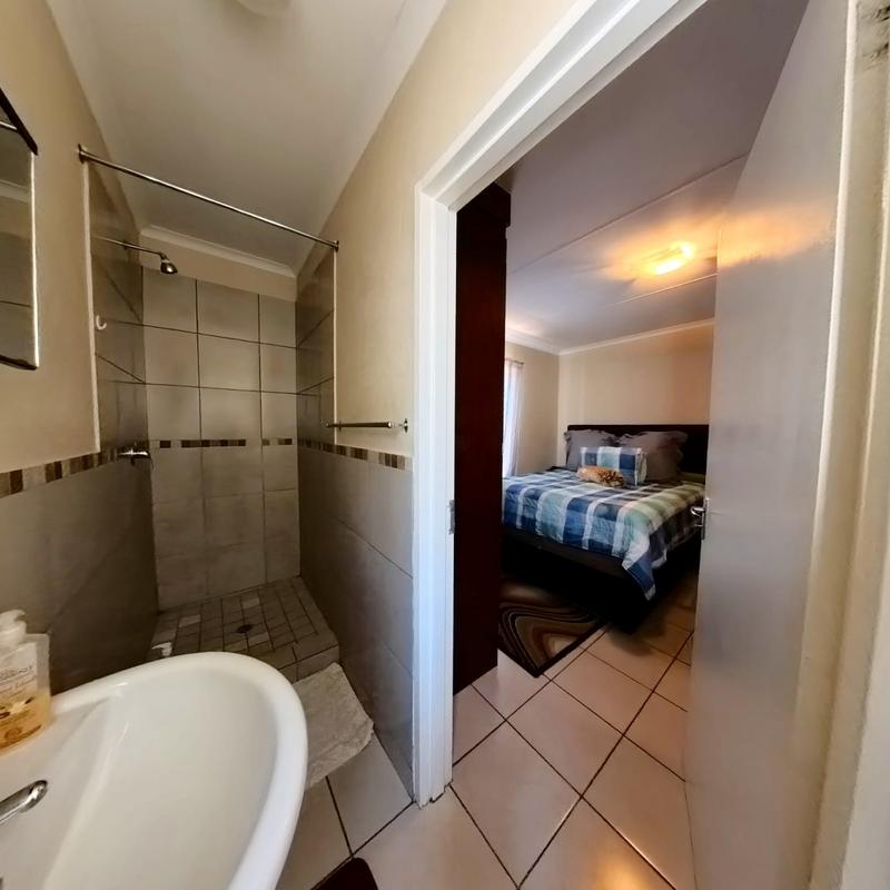 3 Bedroom Property for Sale in Kosmosdal Gauteng