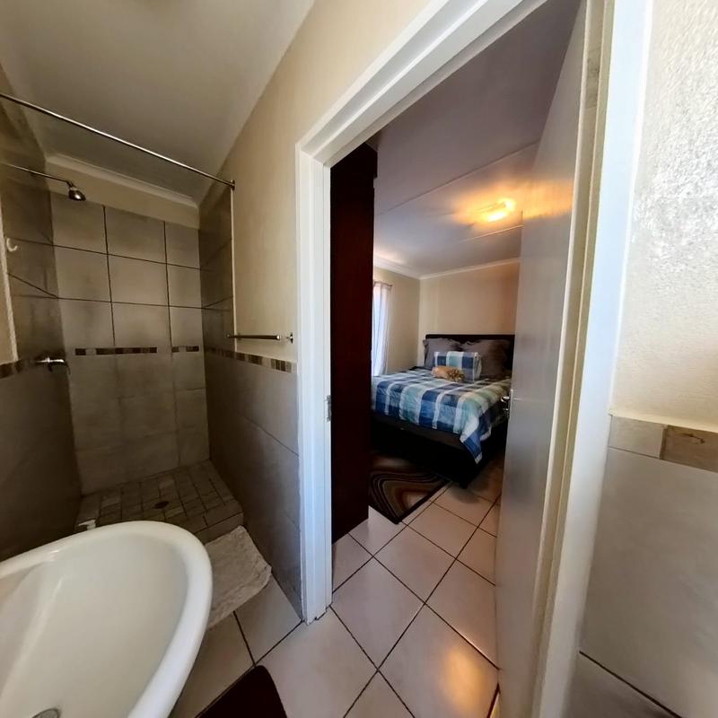 3 Bedroom Property for Sale in Kosmosdal Gauteng
