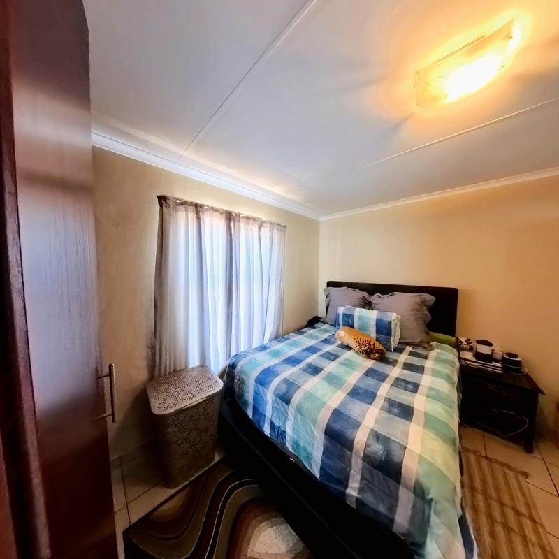 3 Bedroom Property for Sale in Kosmosdal Gauteng