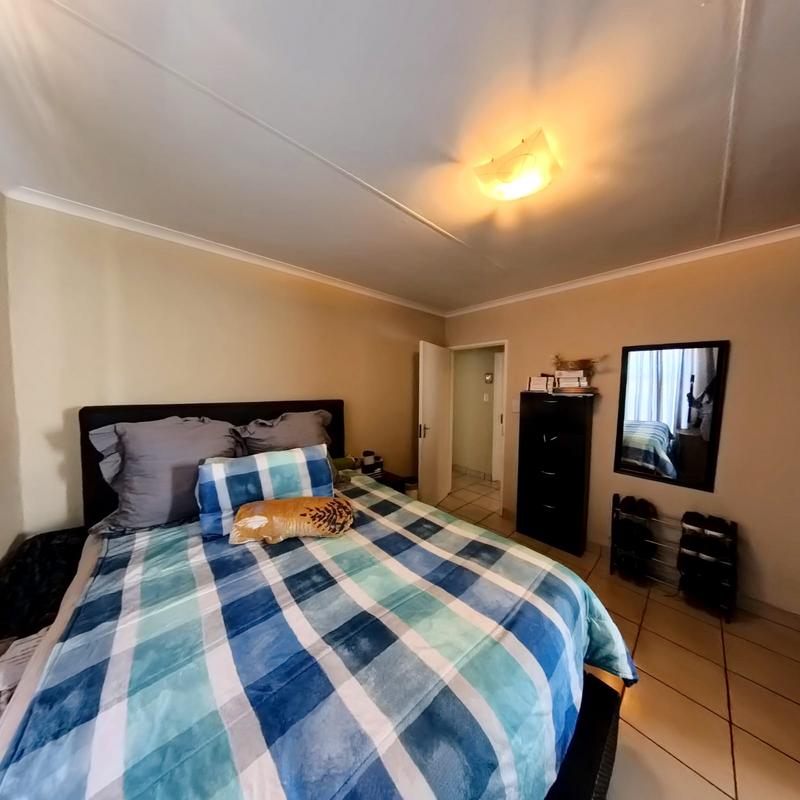3 Bedroom Property for Sale in Kosmosdal Gauteng