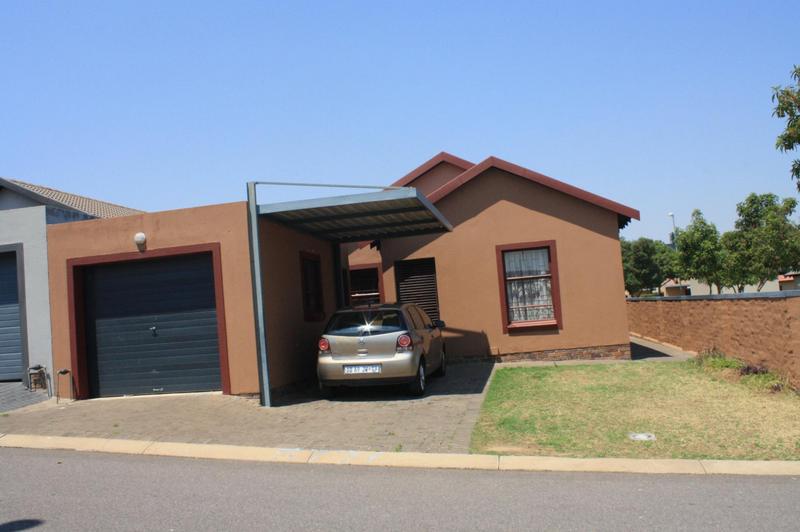 3 Bedroom Property for Sale in Kosmosdal Gauteng