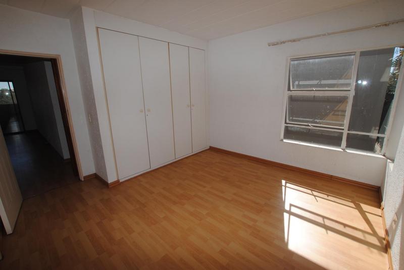 To Let 1 Bedroom Property for Rent in Edenburg Gauteng