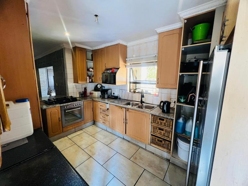 4 Bedroom Property for Sale in Kempton Park West Gauteng