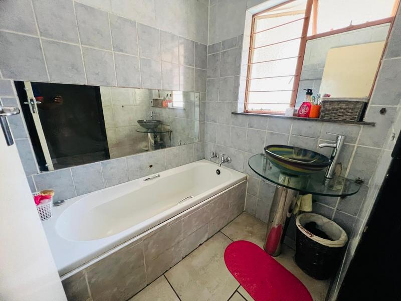 4 Bedroom Property for Sale in Kempton Park West Gauteng