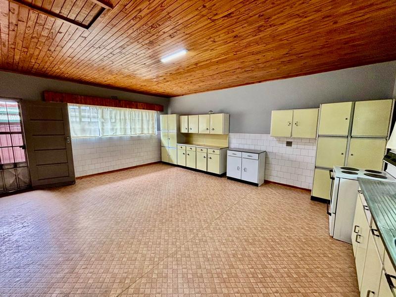 4 Bedroom Property for Sale in Vanderbijlpark CW 4 Gauteng