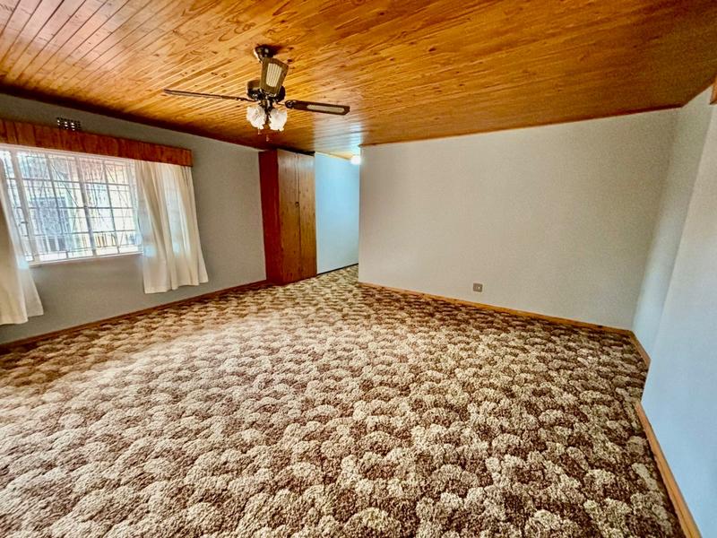 4 Bedroom Property for Sale in Vanderbijlpark CW 4 Gauteng