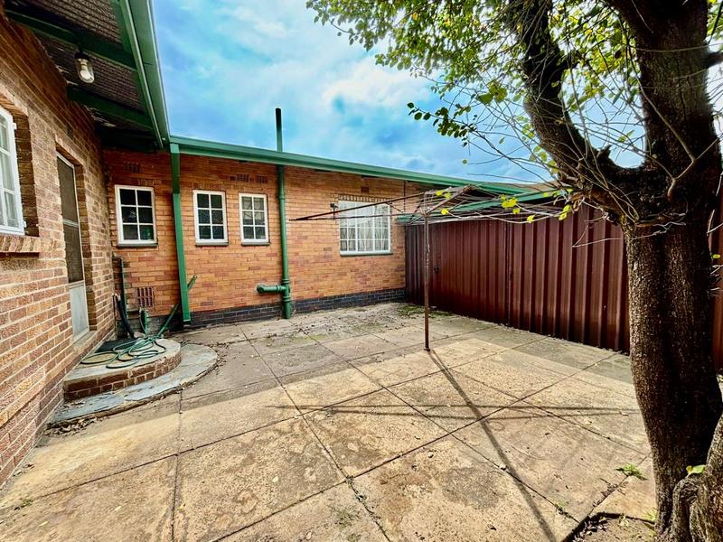 4 Bedroom Property for Sale in Vanderbijlpark CW 4 Gauteng