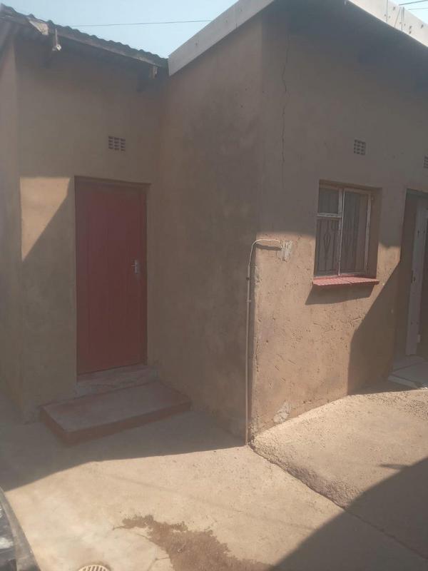 3 Bedroom Property for Sale in Dube Gauteng