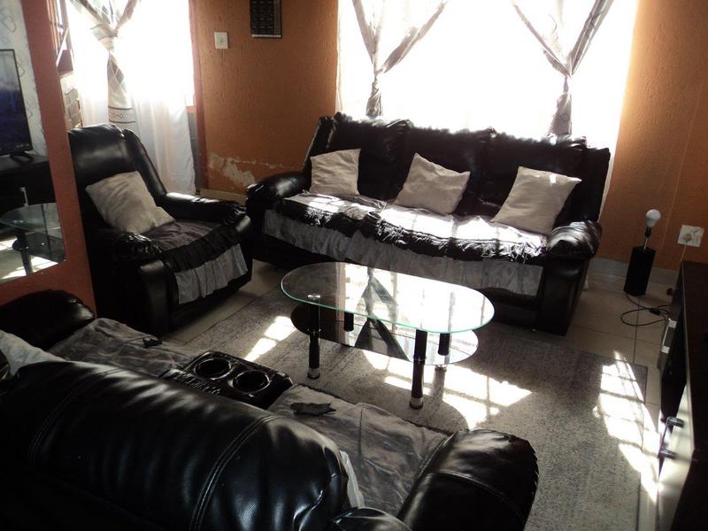 4 Bedroom Property for Sale in Rosettenville Gauteng