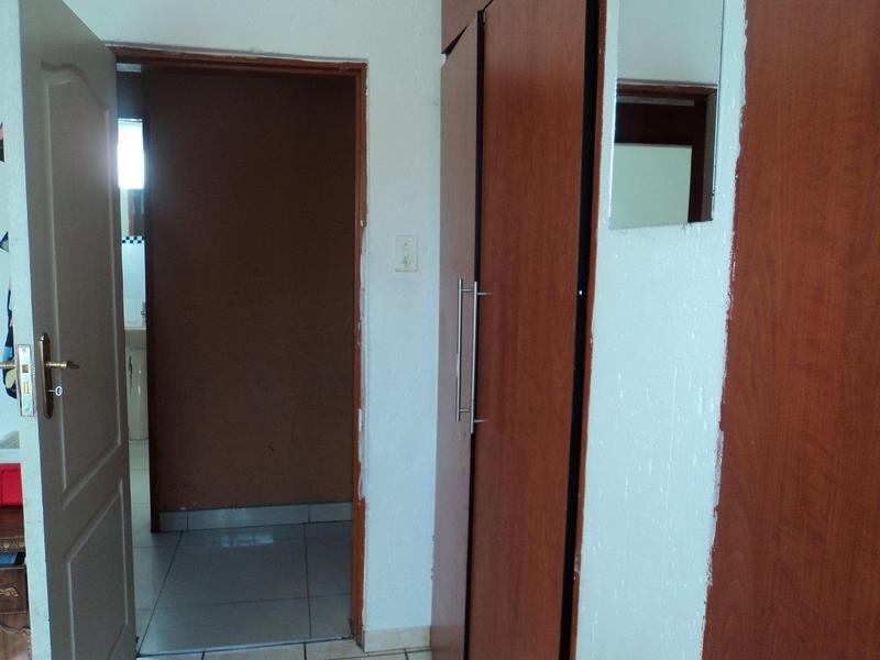 4 Bedroom Property for Sale in Rosettenville Gauteng