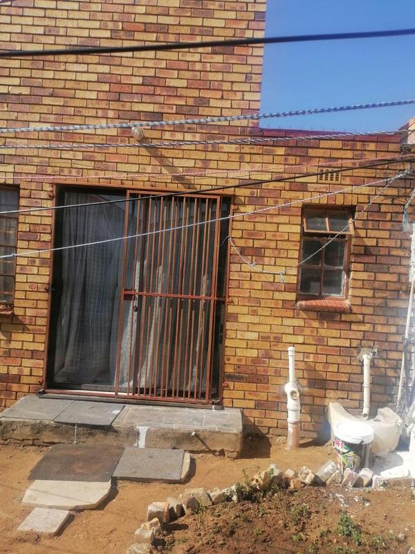 4 Bedroom Property for Sale in Rosettenville Gauteng