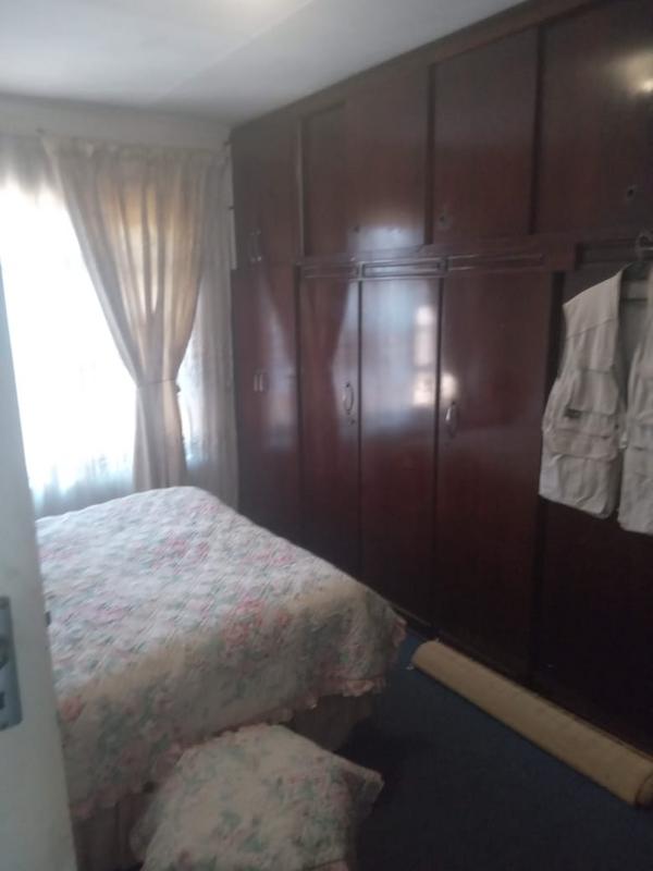 3 Bedroom Property for Sale in Dhlamini Gauteng