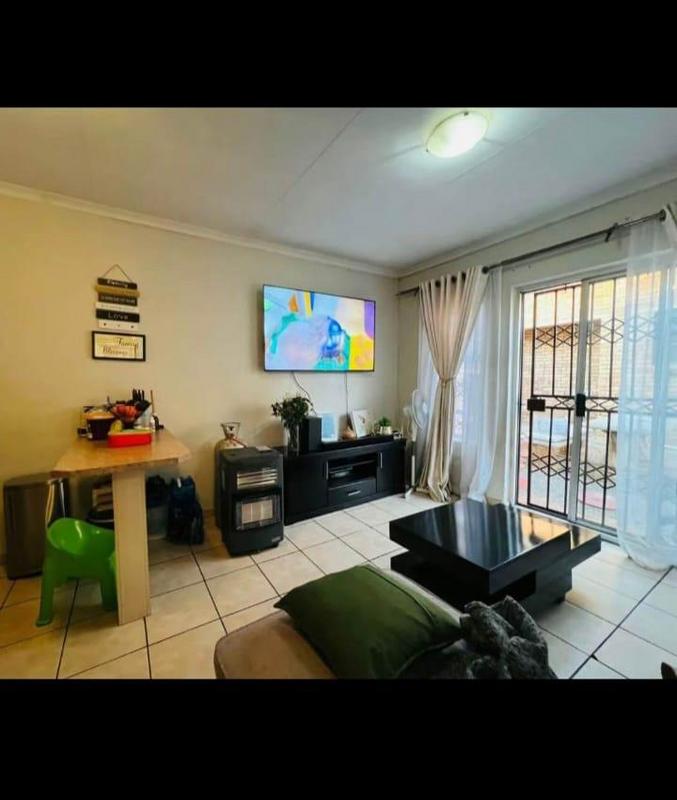 3 Bedroom Property for Sale in Bonanne Gauteng