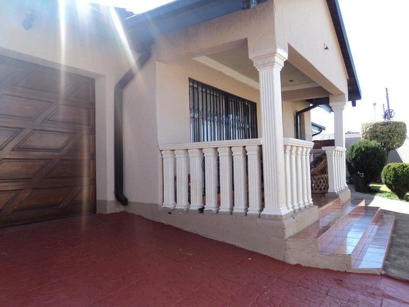 3 Bedroom Property for Sale in Dobsonville Ext 3 Gauteng