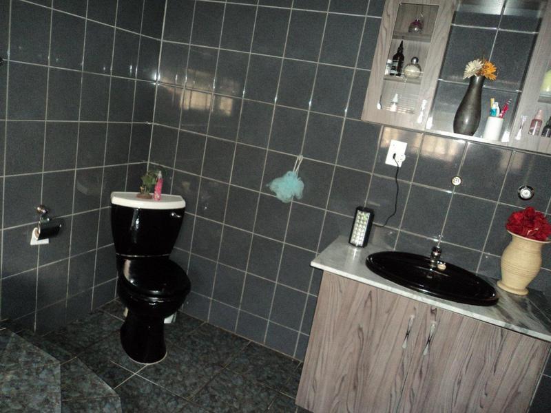 3 Bedroom Property for Sale in Dobsonville Ext 3 Gauteng