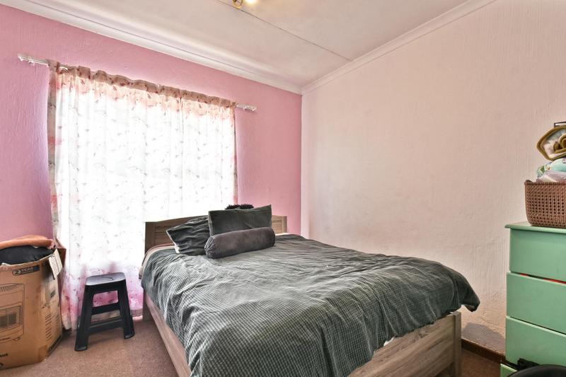 2 Bedroom Property for Sale in Honeydew Gauteng