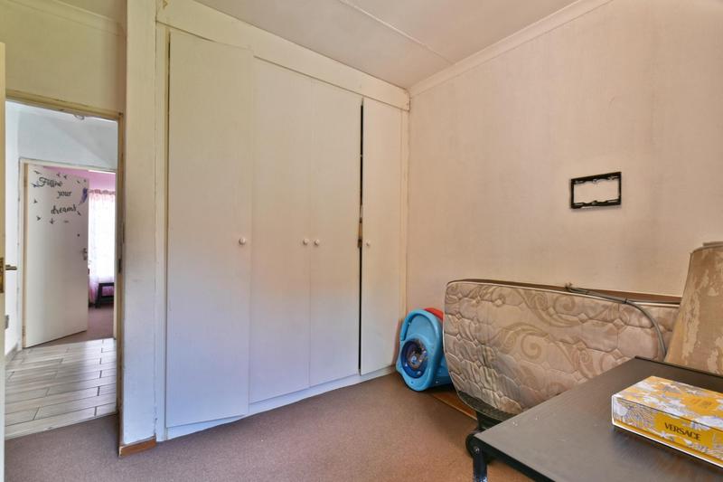2 Bedroom Property for Sale in Honeydew Gauteng