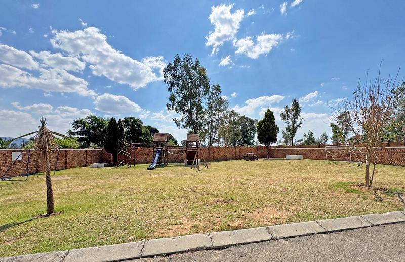 2 Bedroom Property for Sale in Honeydew Gauteng