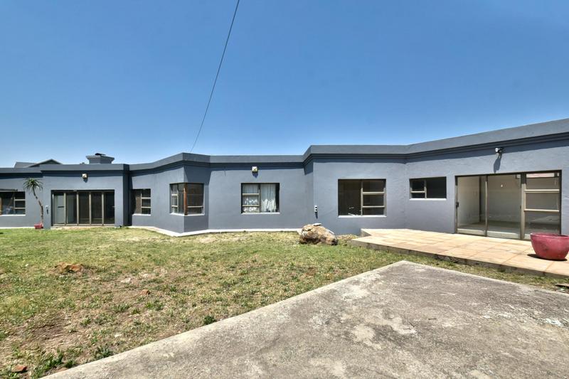 4 Bedroom Property for Sale in Liefde en Vrede Gauteng